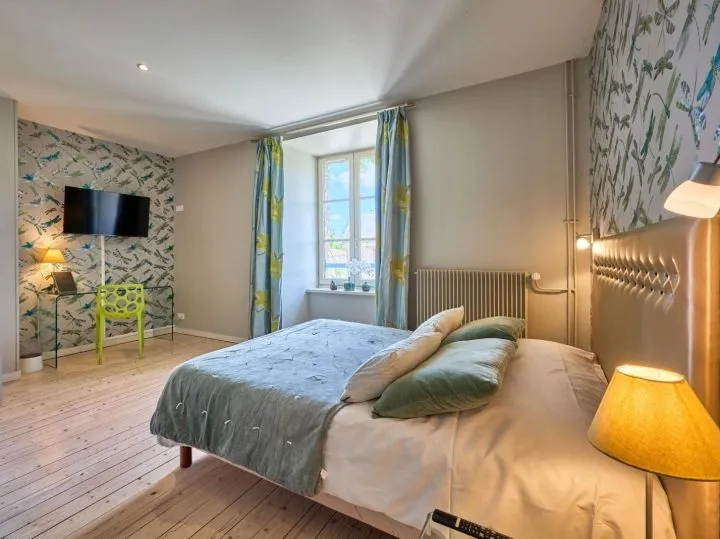 image Charming rooms and suites in La Manche