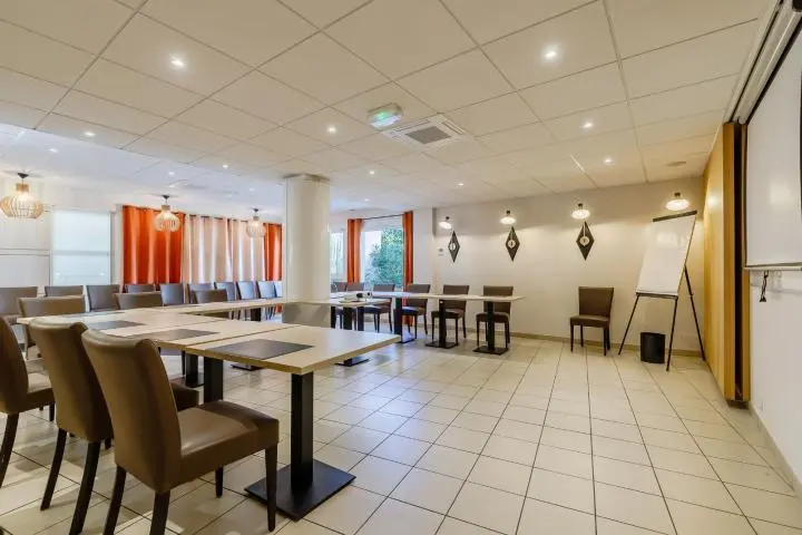 image image Hôtel Le Robinson