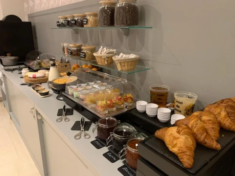 See breakfast