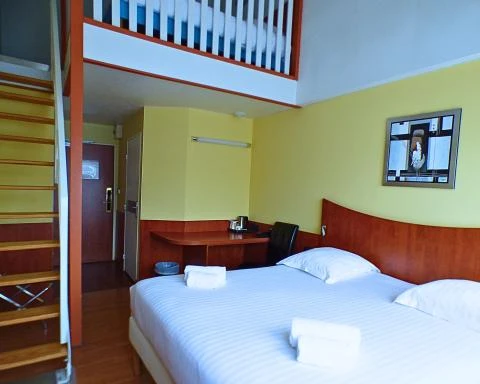 photo Mezzanine